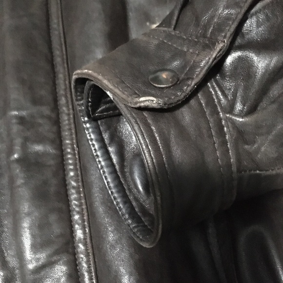 Men’s leather coat. - Picture 4 of 5